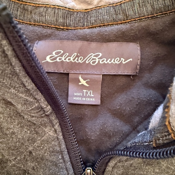 Eddie Bauer Men's Gray Quilted Jacket - Picture 3 of 3